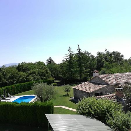 Holiday Home Maria Pazin Buitenkant foto